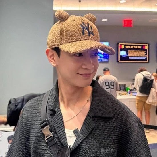 Latest photo of Minho (SHINee)