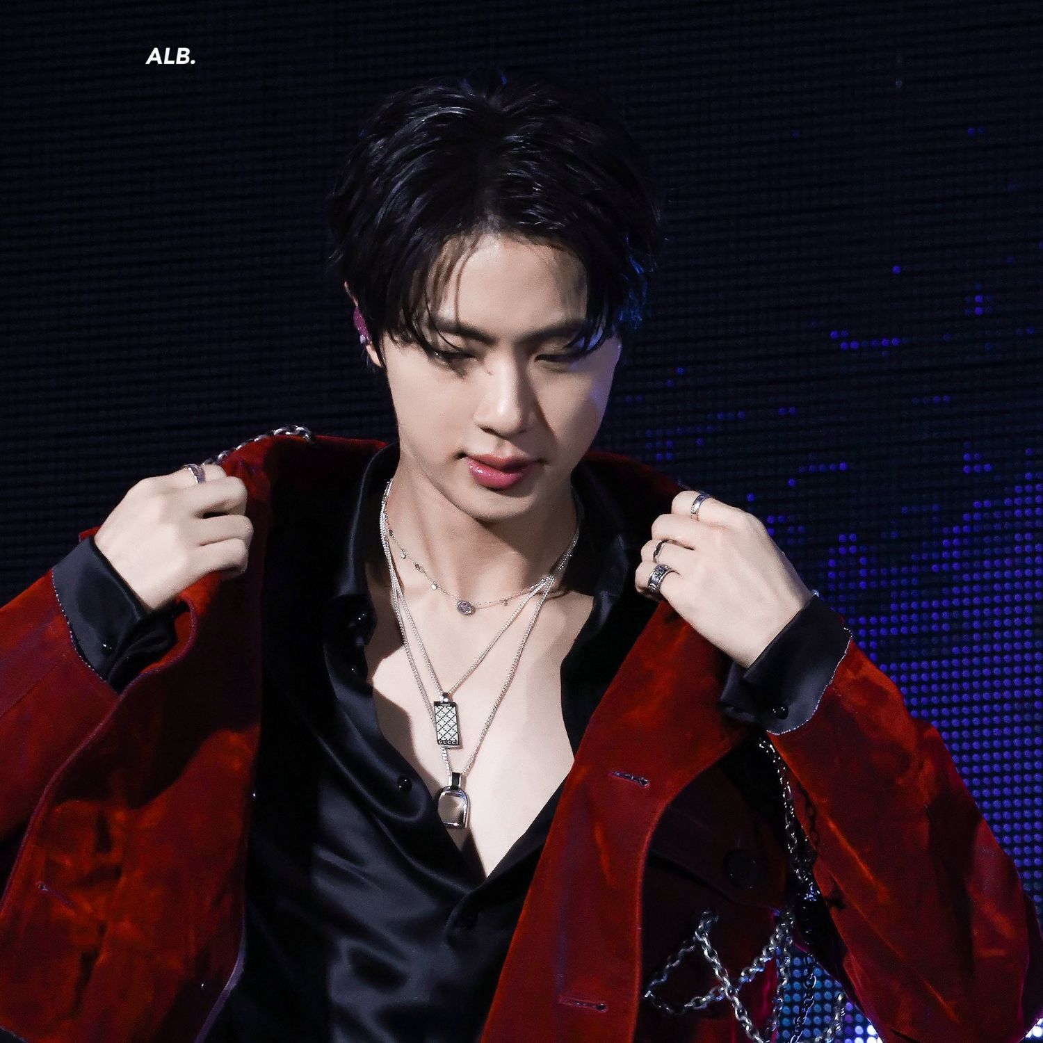 Potret di balik layar Jin (BTS)