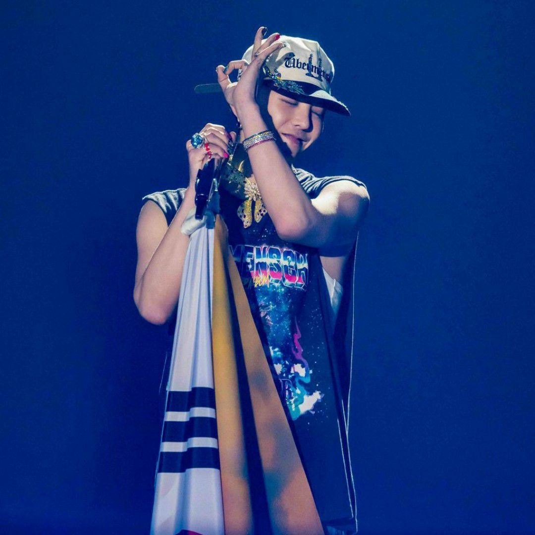 Behind-the-scenes cut of I.M (MONSTA X)