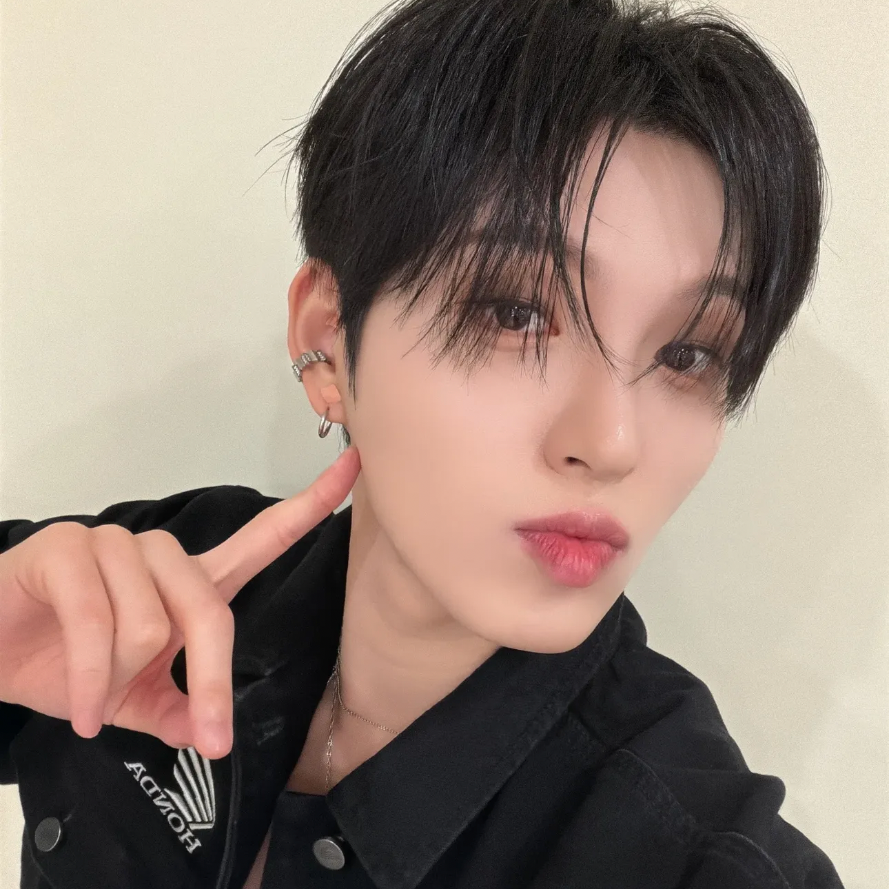 Recent activity shot of HEECHAN (DKB)