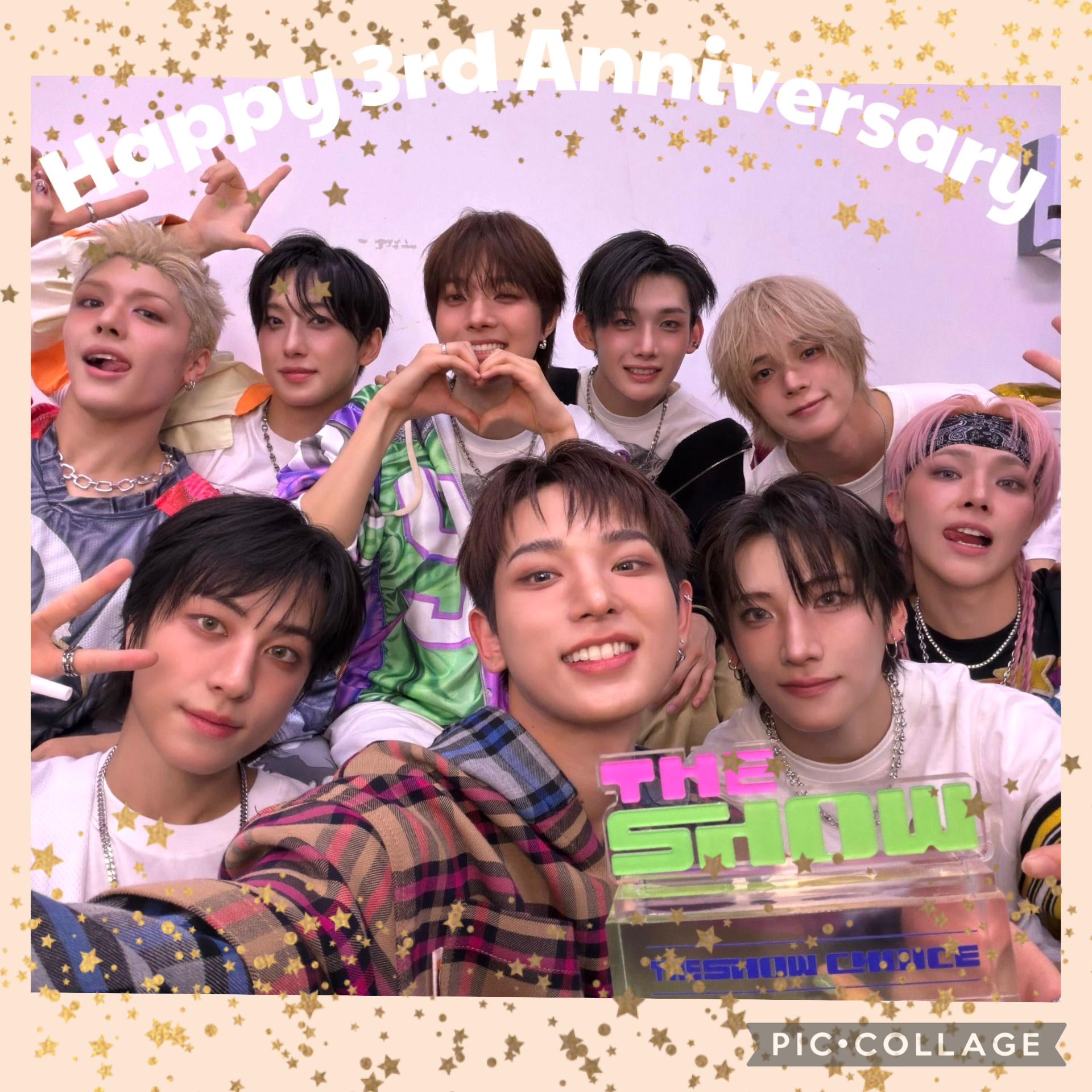 A moment captured by &TEAM's fan