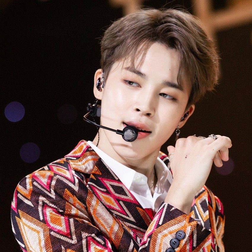 Momen yang diabadikan oleh penggemar Jimin (BTS)
