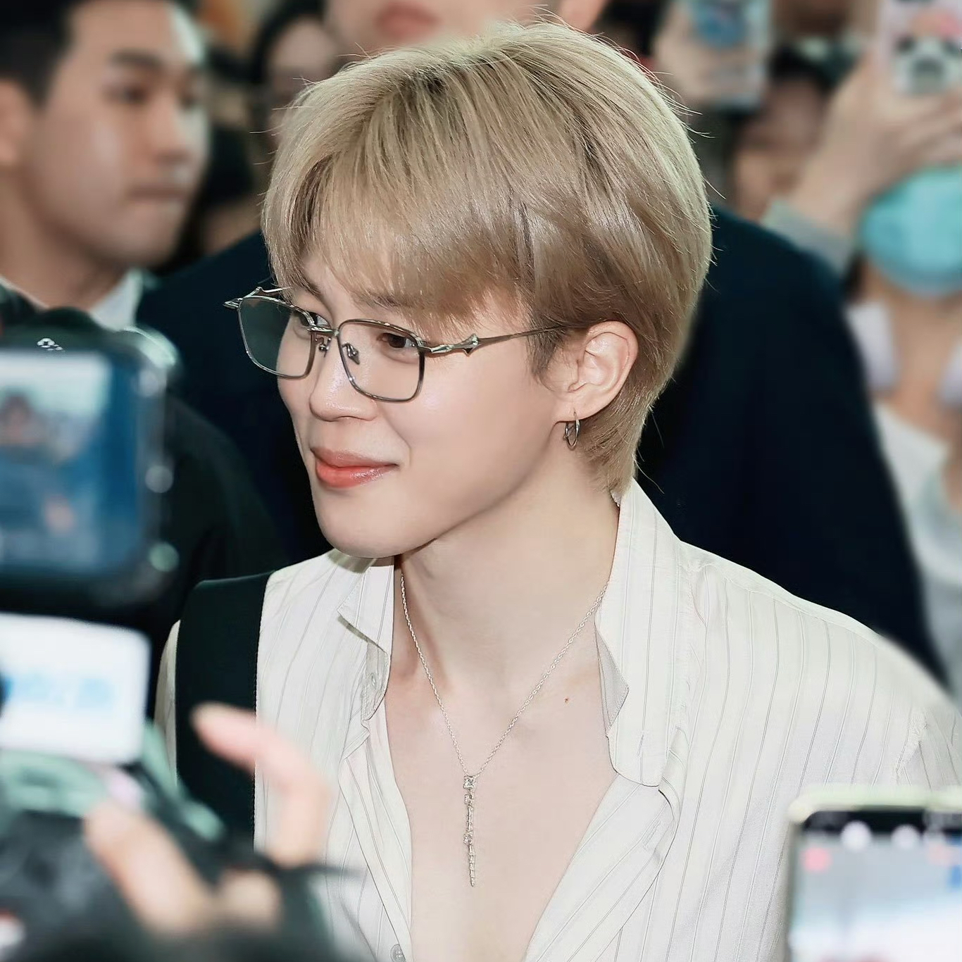 지민 (방탄소년단)의 비하인드 컷