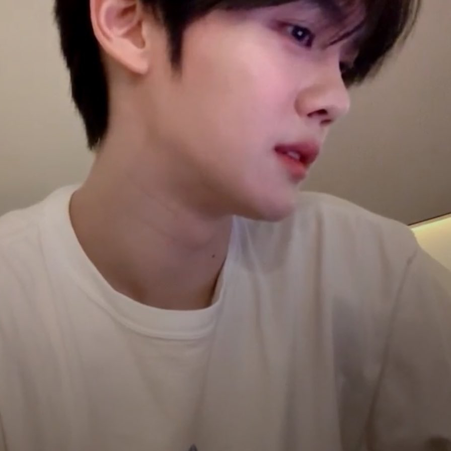 Recent activity shot of Kim Gyuvin (ZEROBASEONE)