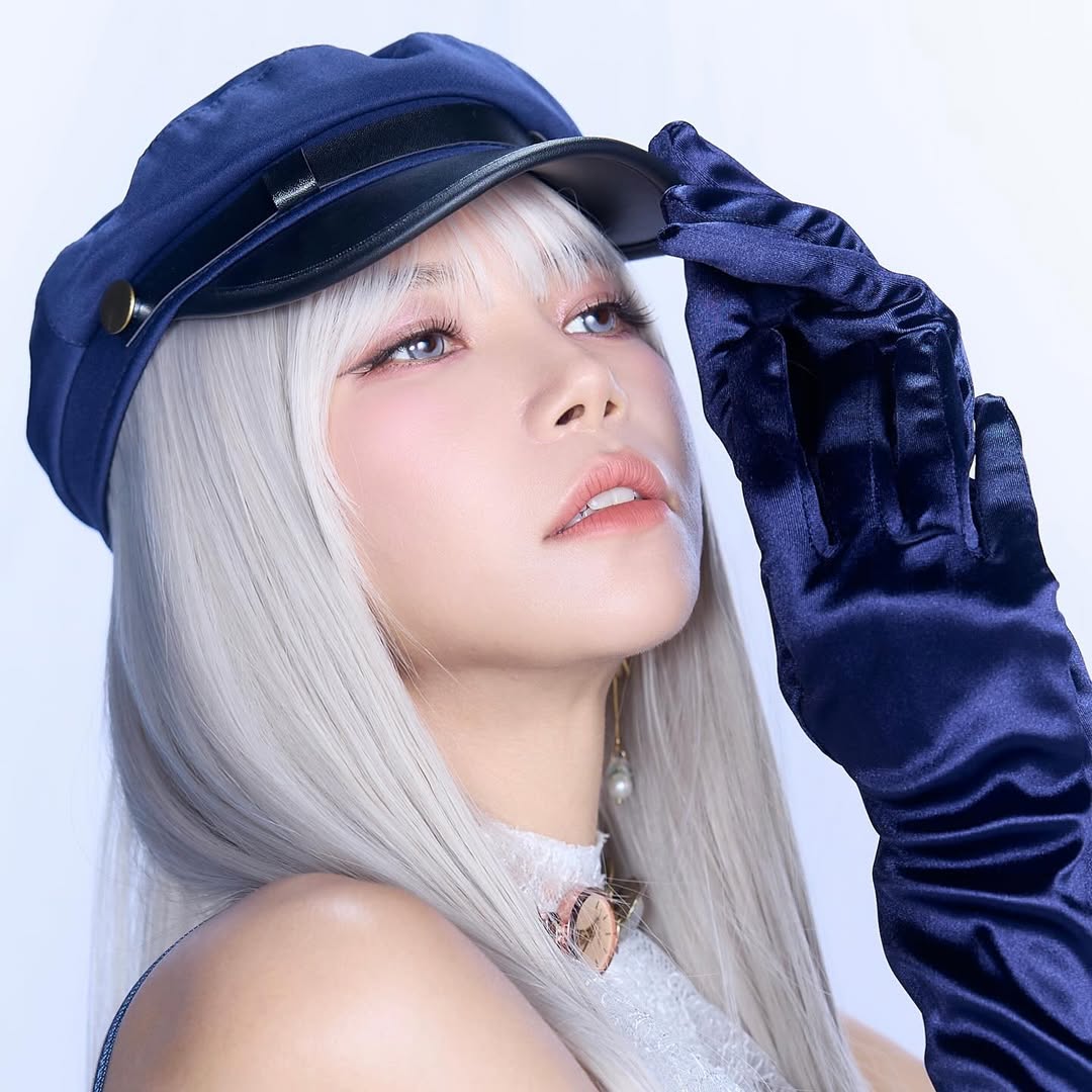 Foto aktivitas terbaru Solar (MAMAMOO)