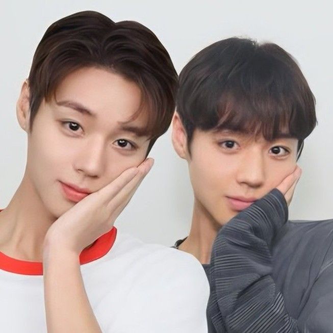 Foto aktivitas terbaru Park Jihoon