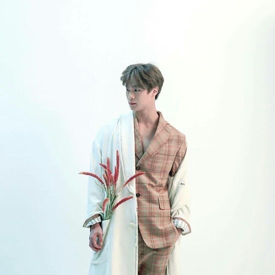 A moment captured by Moonbin (ASTRO)'s fan