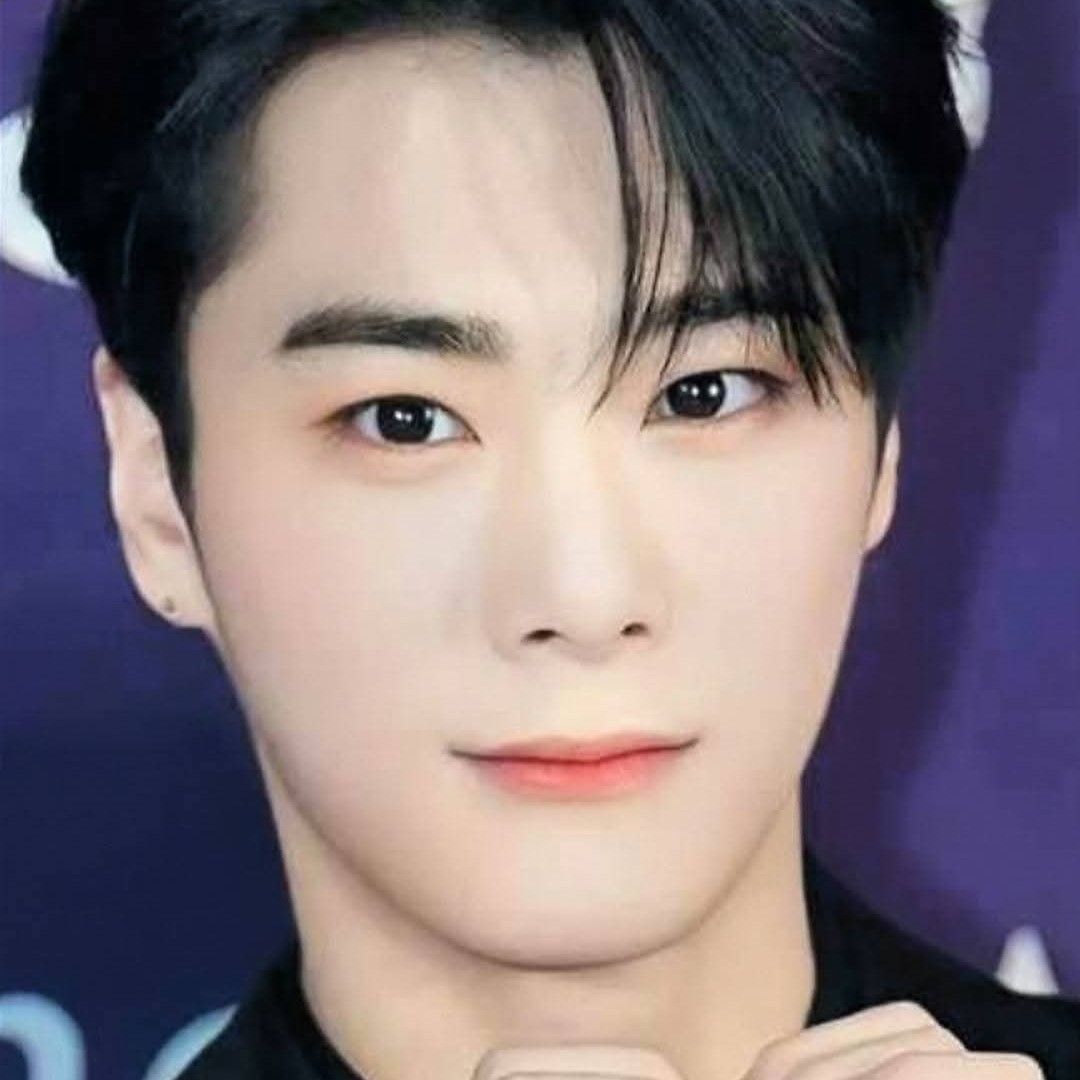 Behind-the-scenes cut of Moonbin (ASTRO)