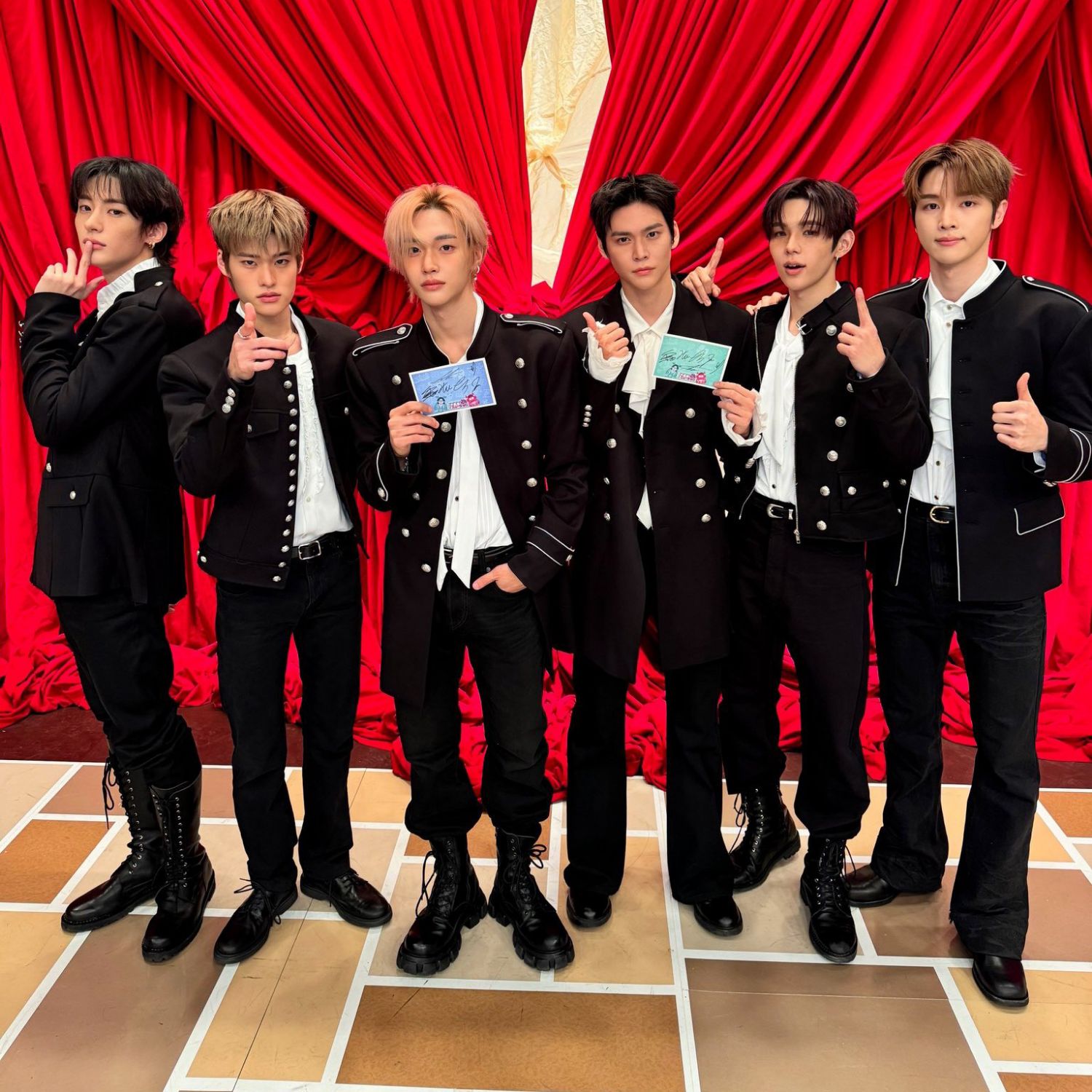 Behind-the-scenes cut of RIIZE