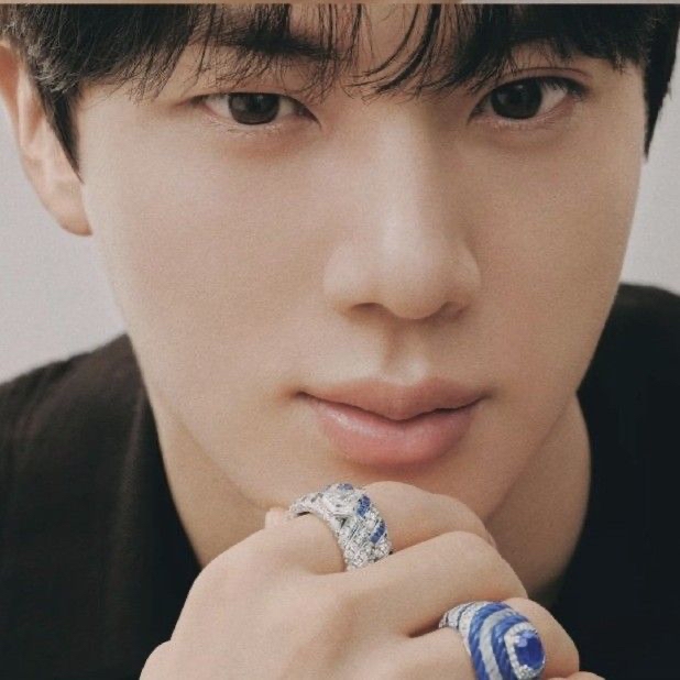 Latest photo of Jin (BTS)