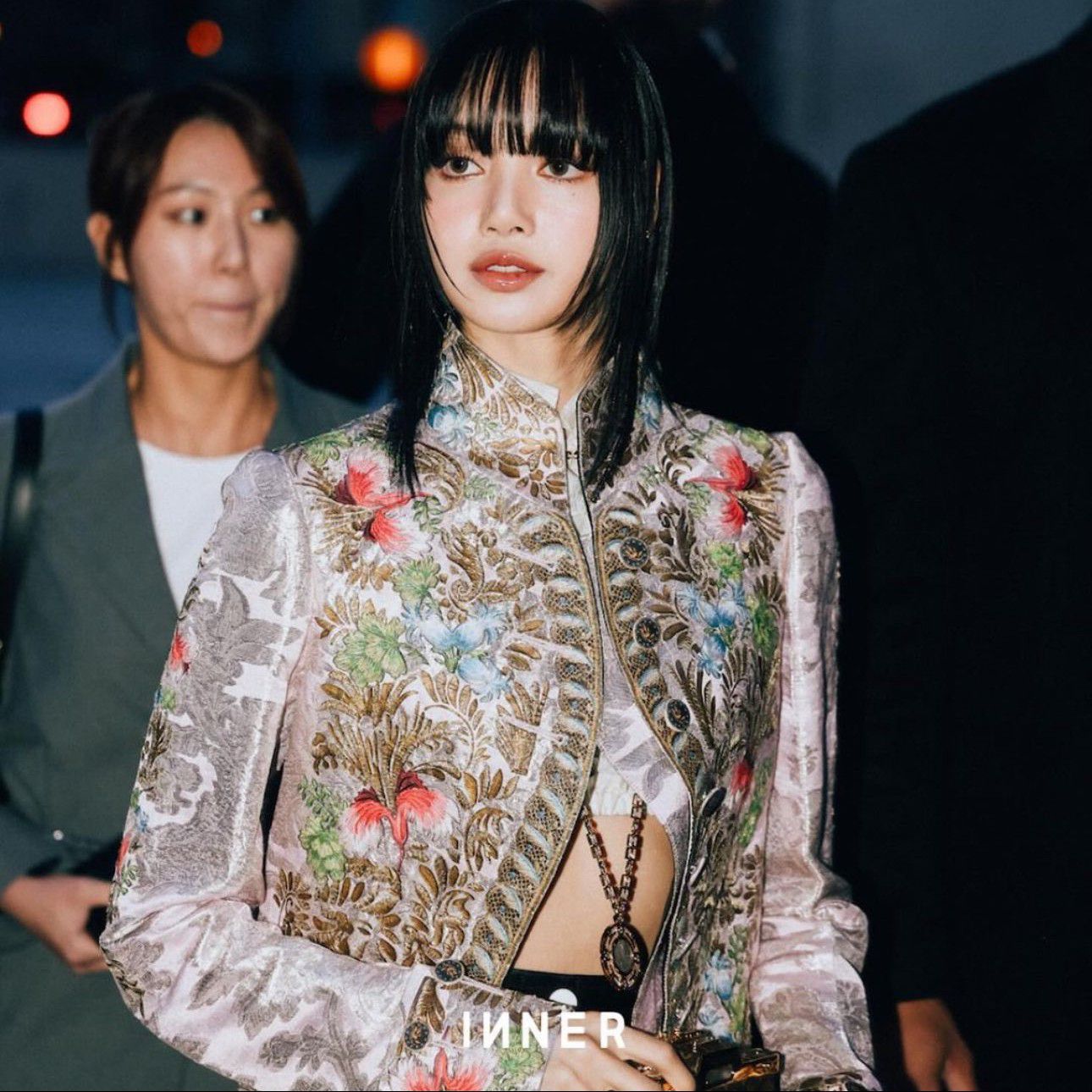 Momen yang diabadikan oleh penggemar Lisa (BLACKPINK)