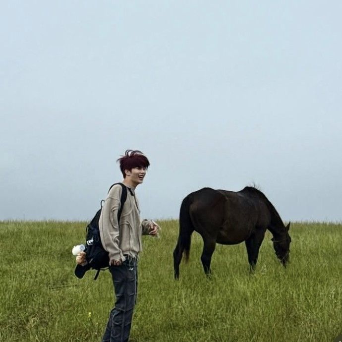 Behind-the-scenes cut of Park Gunwook (ZEROBASEONE)