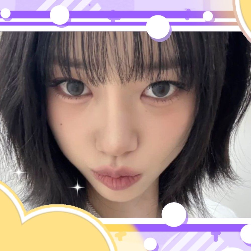 Recent activity shot of Sooin (MEOVV)