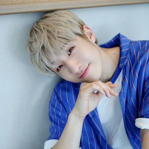 Behind-the-scenes cut of Jinjin (ASTRO)