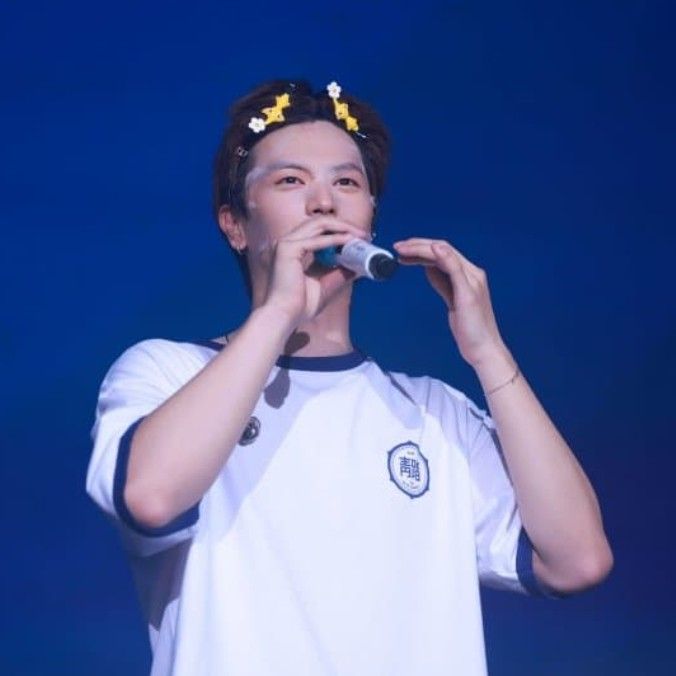 Latest photo of Yook Sungjae (BTOB)