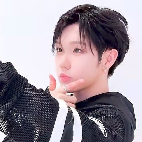 Latest photo of Xue Suren