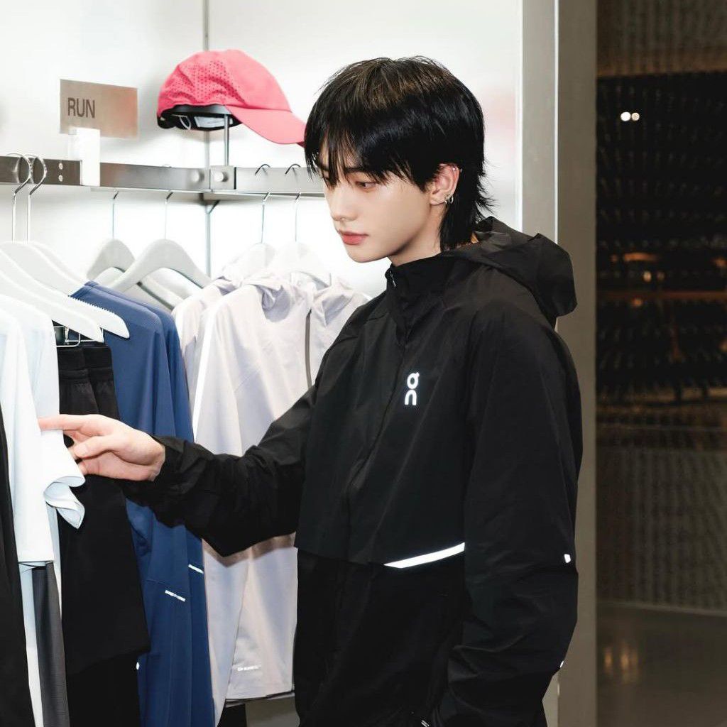 Recent activity shot of Hyunjin (Stray Kids)
