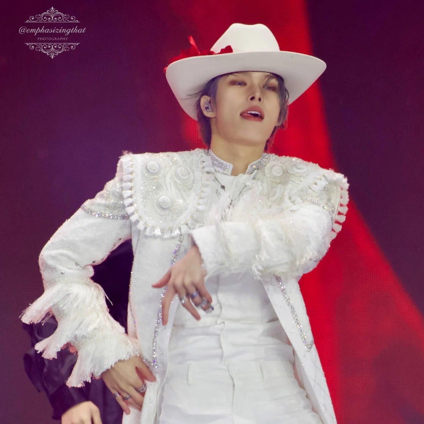 Behind-the-scenes cut of Mingi (ATEEZ)