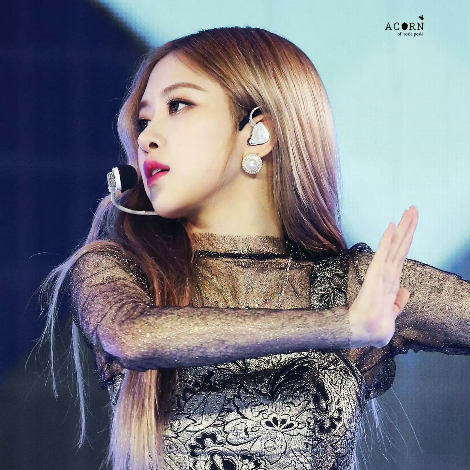 A moment captured by ROSÉ (BLACKPINK)'s fan