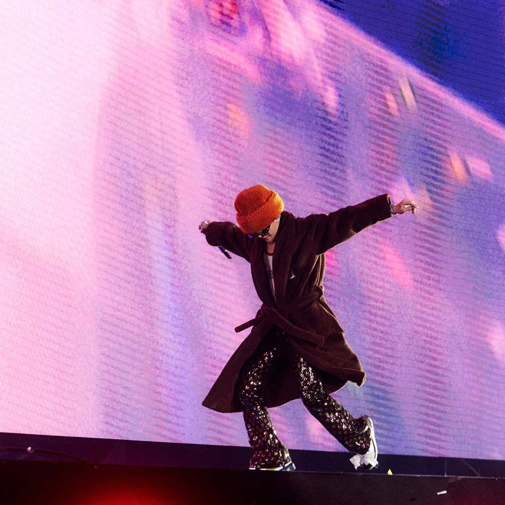 A moment captured by G-DRAGON (BIGBANG)'s fan