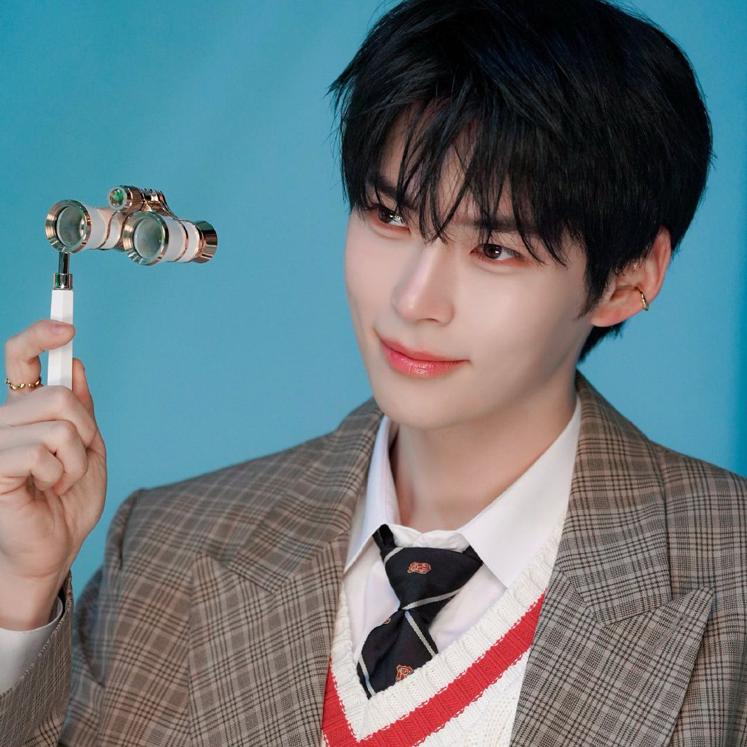 Momen yang diabadikan oleh penggemar Sung Hanbin (ZEROBASEONE)