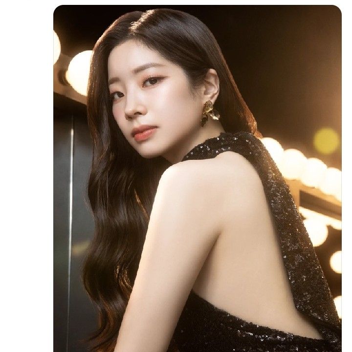 Momen yang diabadikan oleh penggemar Dahyun (TWICE)