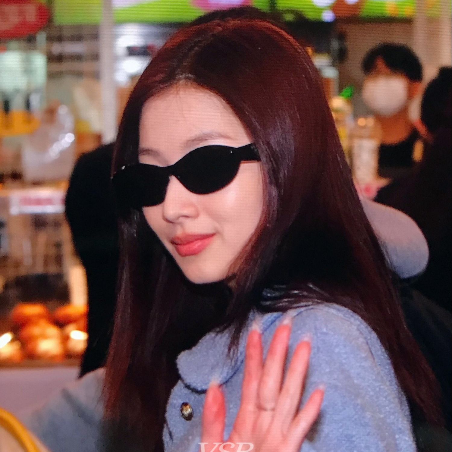 사나 (TWICE) 팬이 찍은 순간