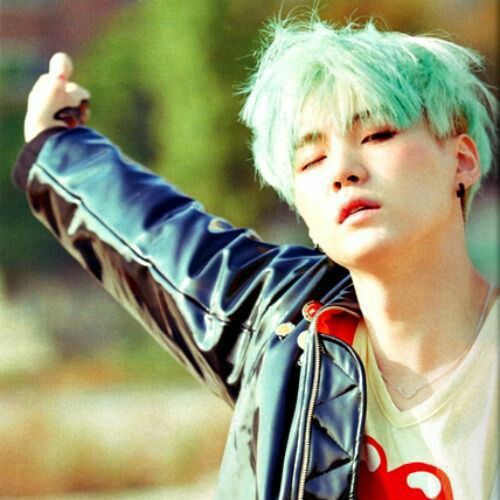 Behind-the-scenes cut of SUGA (BTS)