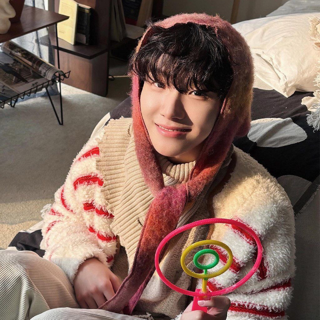 A moment captured by Woonhak (BOYNEXTDOOR)'s fan