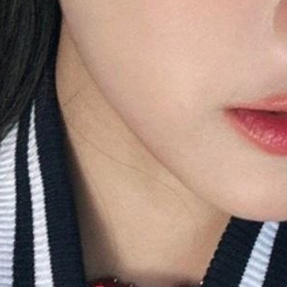 Latest photo of HyunJin (Loossemble)