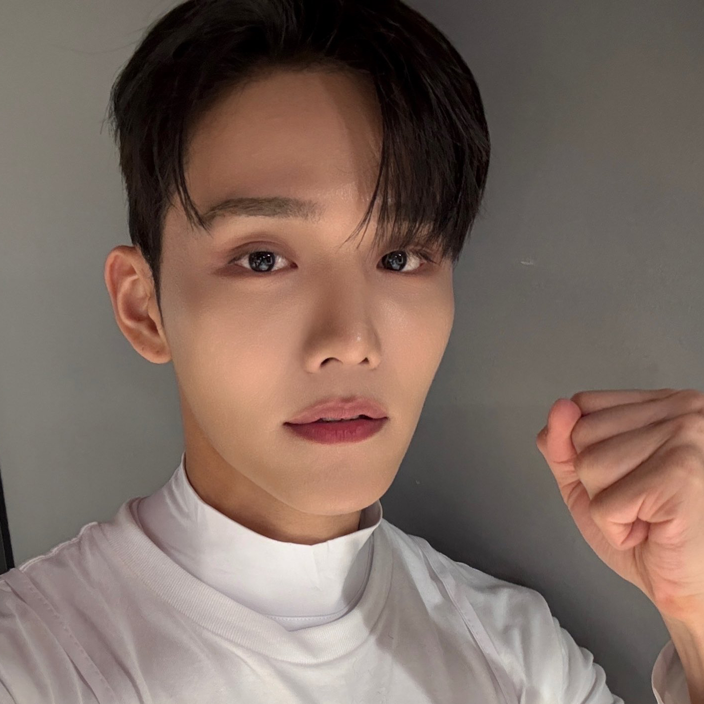 Recent activity shot of Seunghun (B.D.U)