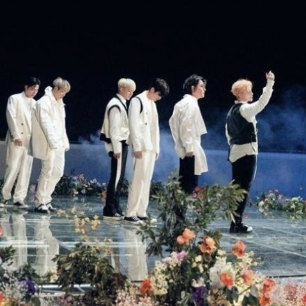 Recent activity shot of iKON