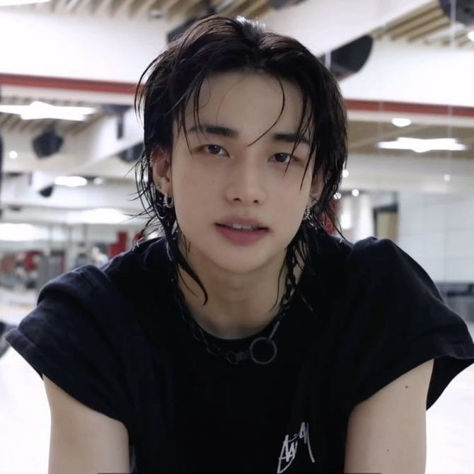 A moment captured by Hyunjin (Stray Kids)'s fan