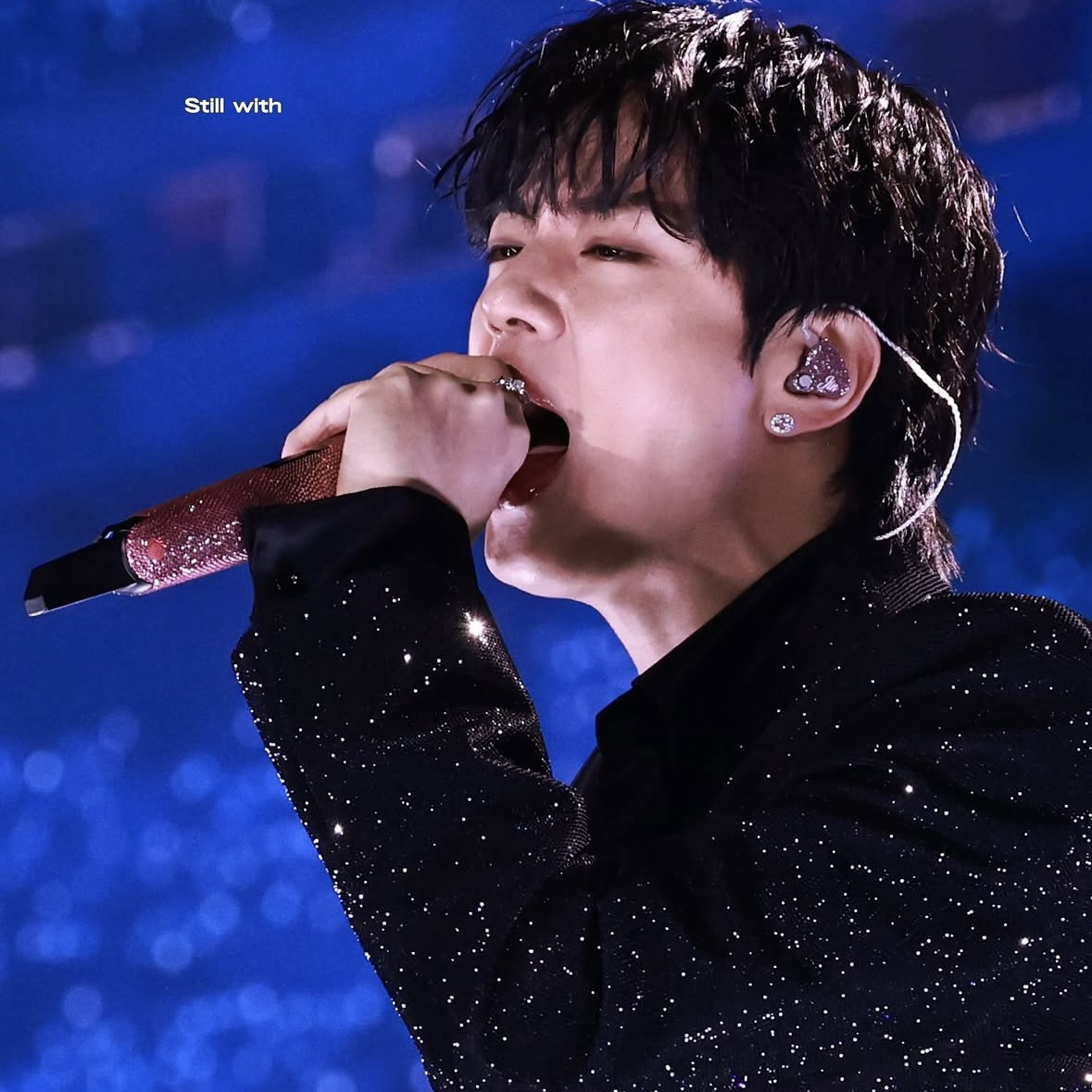 진 (방탄소년단) 최근 활동샷