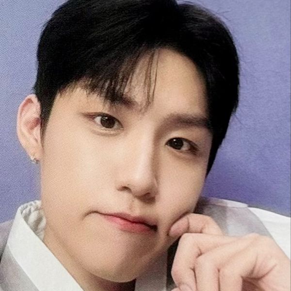 パク・ウジン 待ち受け画面ダウンロード | 高画質アイドル画像