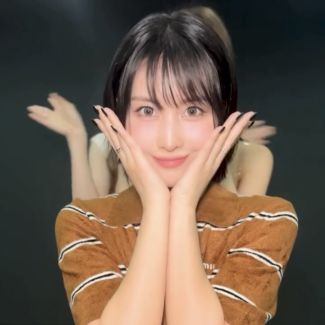 Momen yang diabadikan oleh penggemar Momo (TWICE)