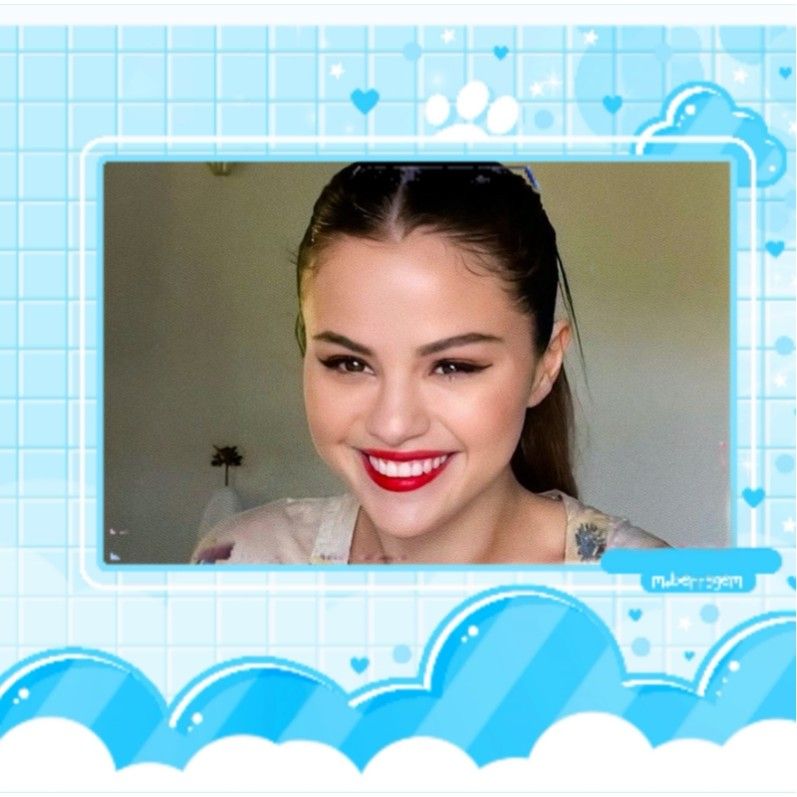 Recent activity shot of Selena Gomez