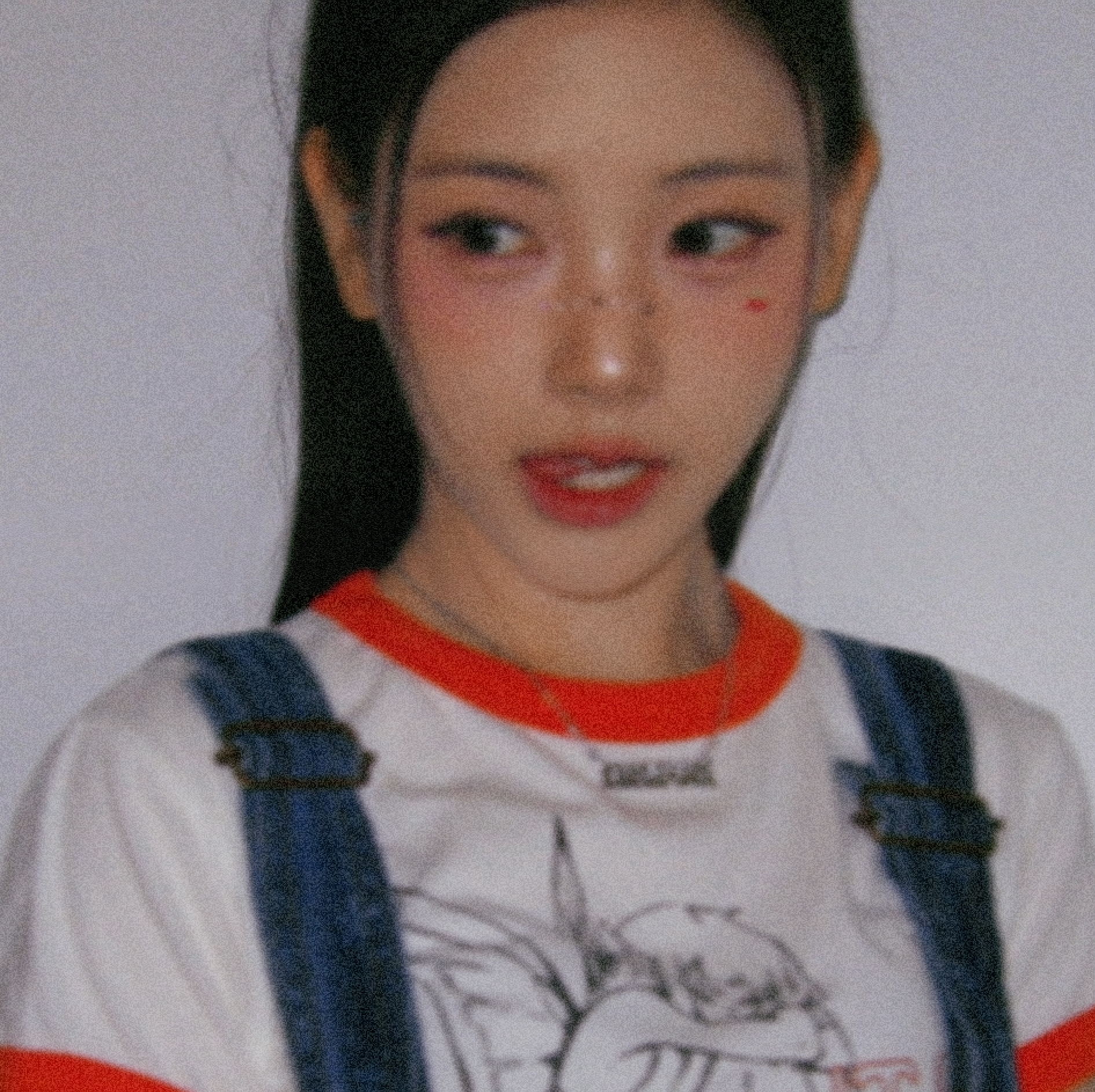 Behind-the-scenes cut of Yihyun (Baby DONT Cry)