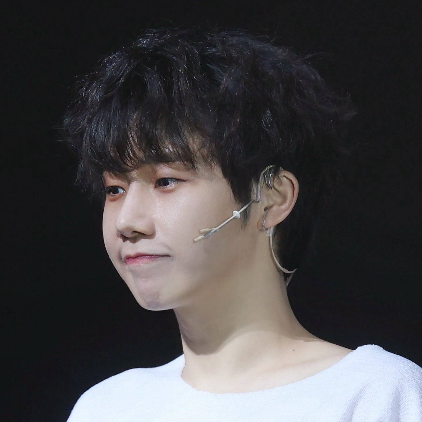 A moment captured by Sungkyu (INFINITE)'s fan