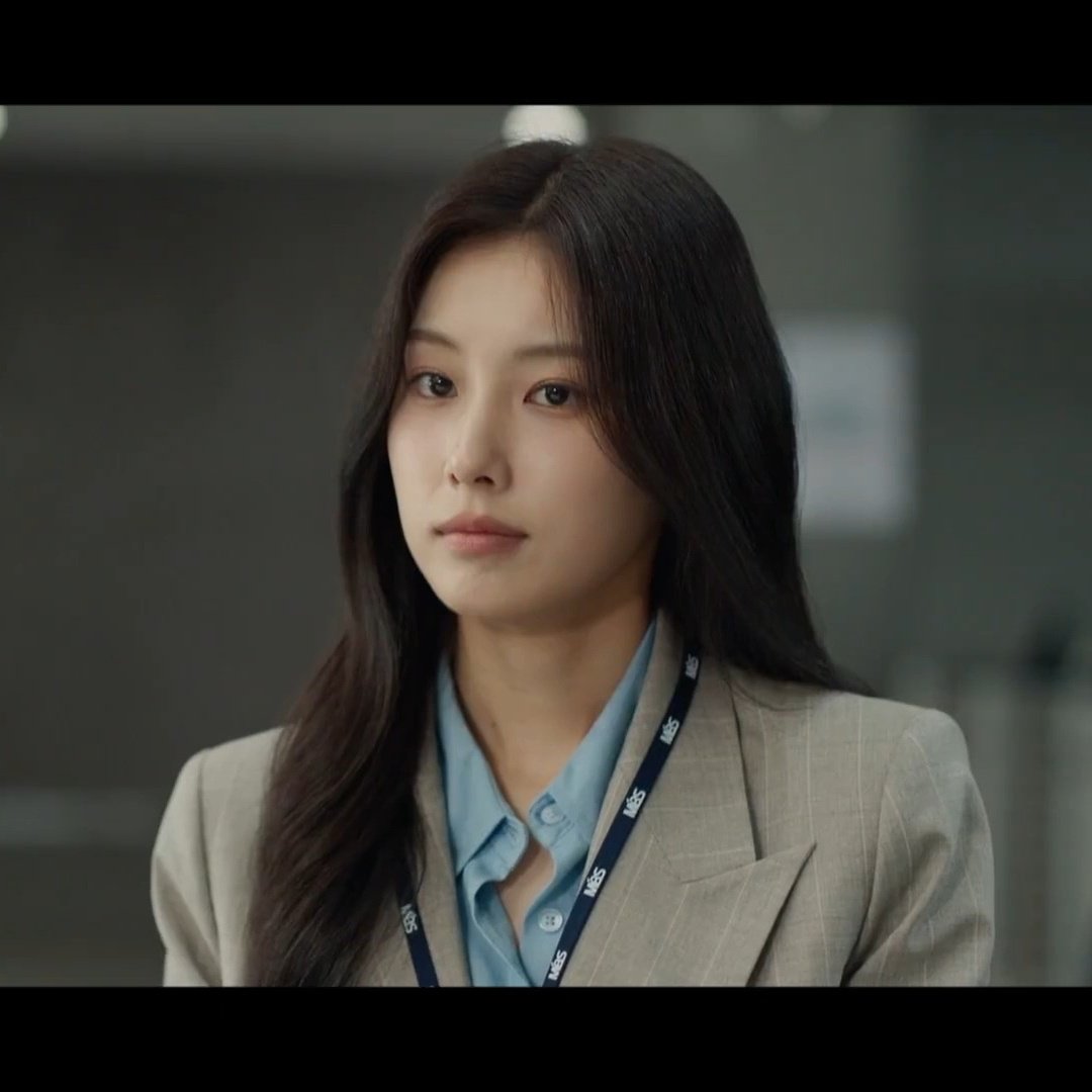 Latest photo of Kang Hyewon