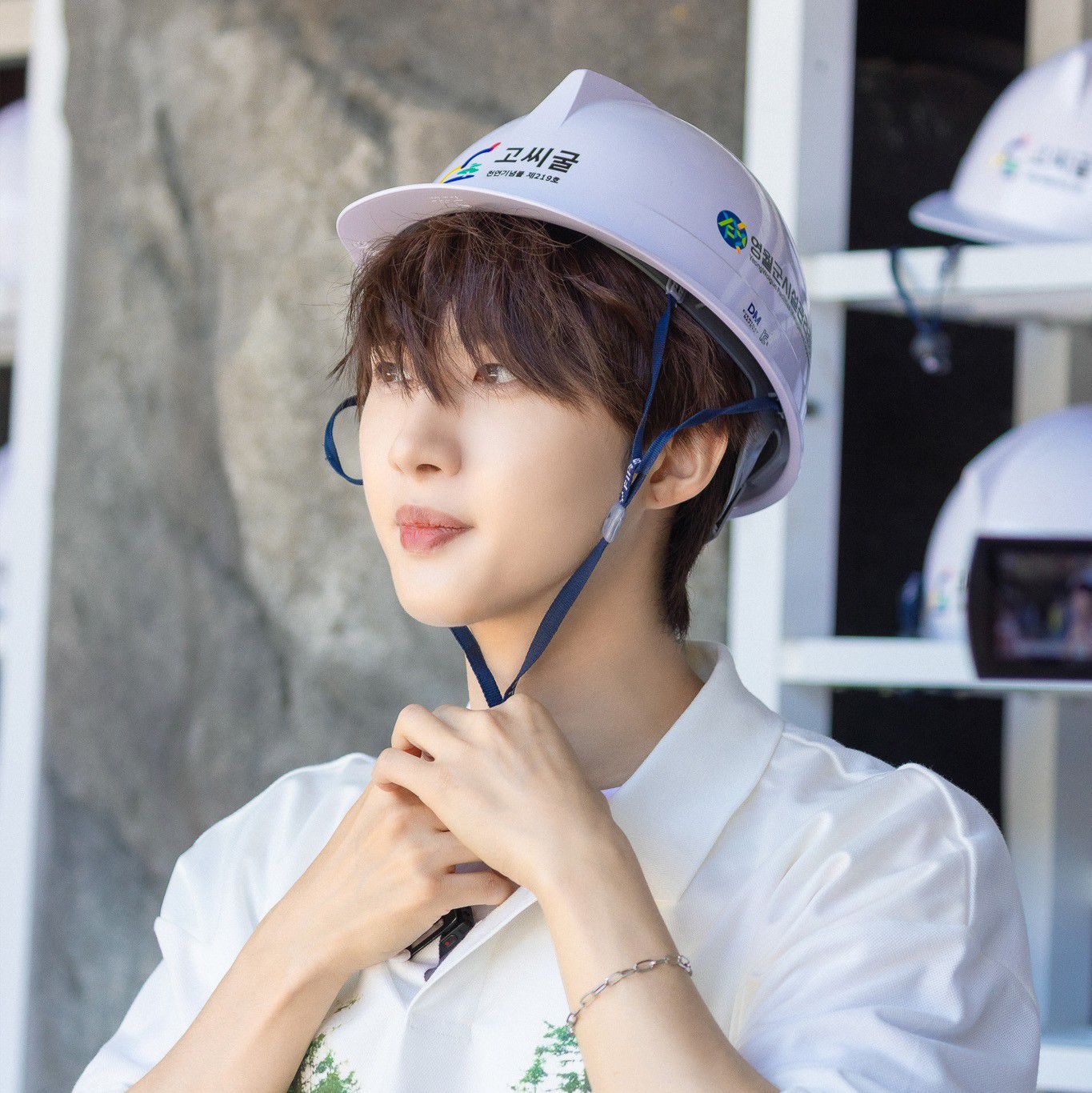 Behind-the-scenes cut of Hui (PENTAGON)