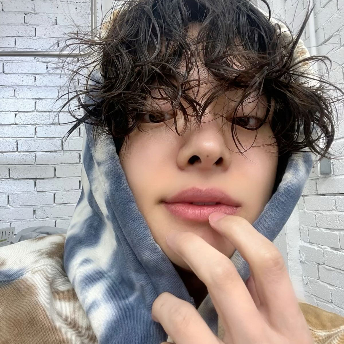 Behind-the-scenes cut of Lee Leo (ALPHA DRIVE ONE)