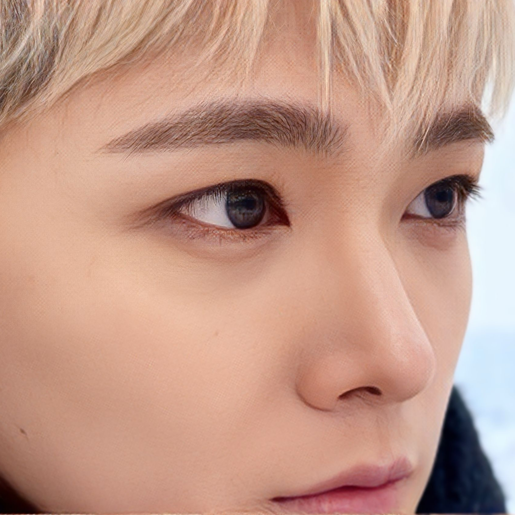 A moment captured by Lee Honggi (FTIsland)'s fan