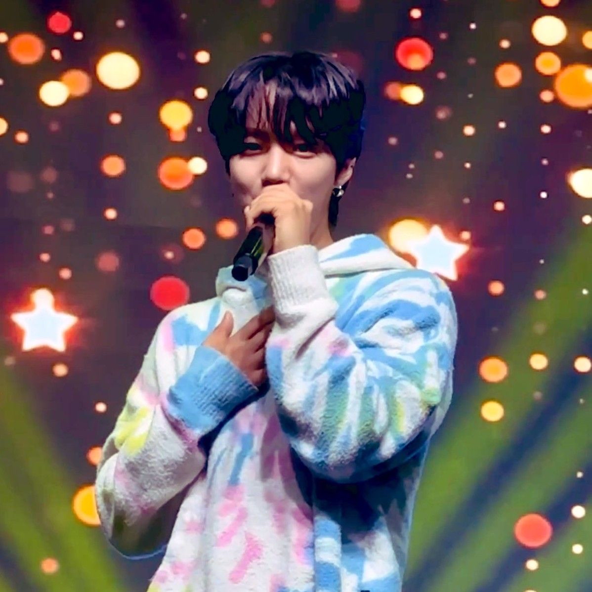 A moment captured by Lim Youngmin's fan