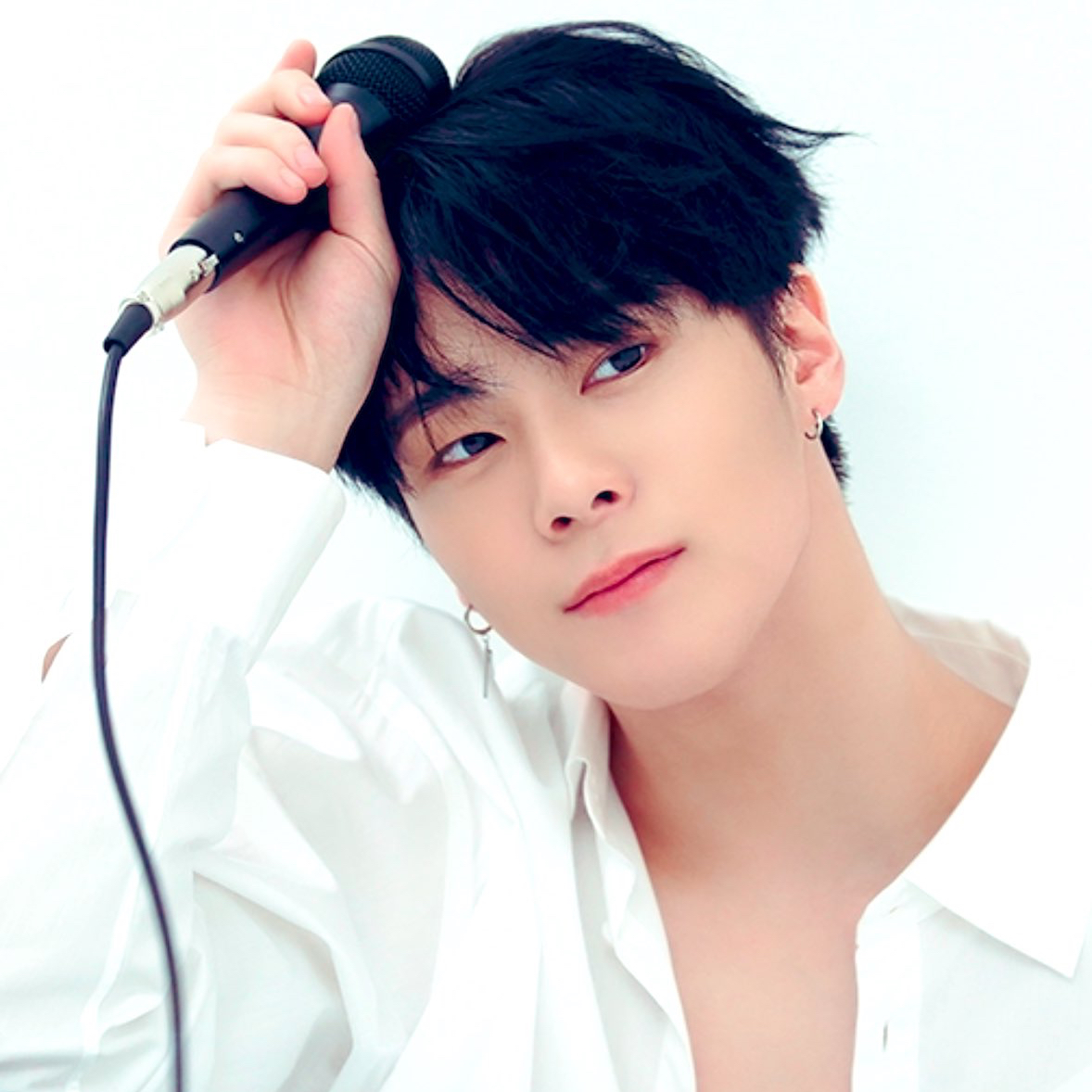 A moment captured by Moonbin (ASTRO)'s fan