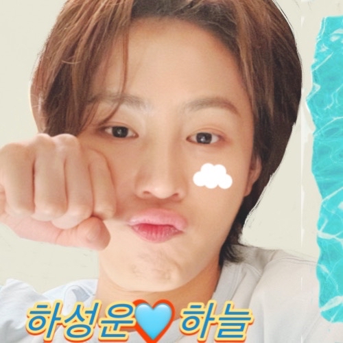 Behind-the-scenes cut of Ha Sungwoon