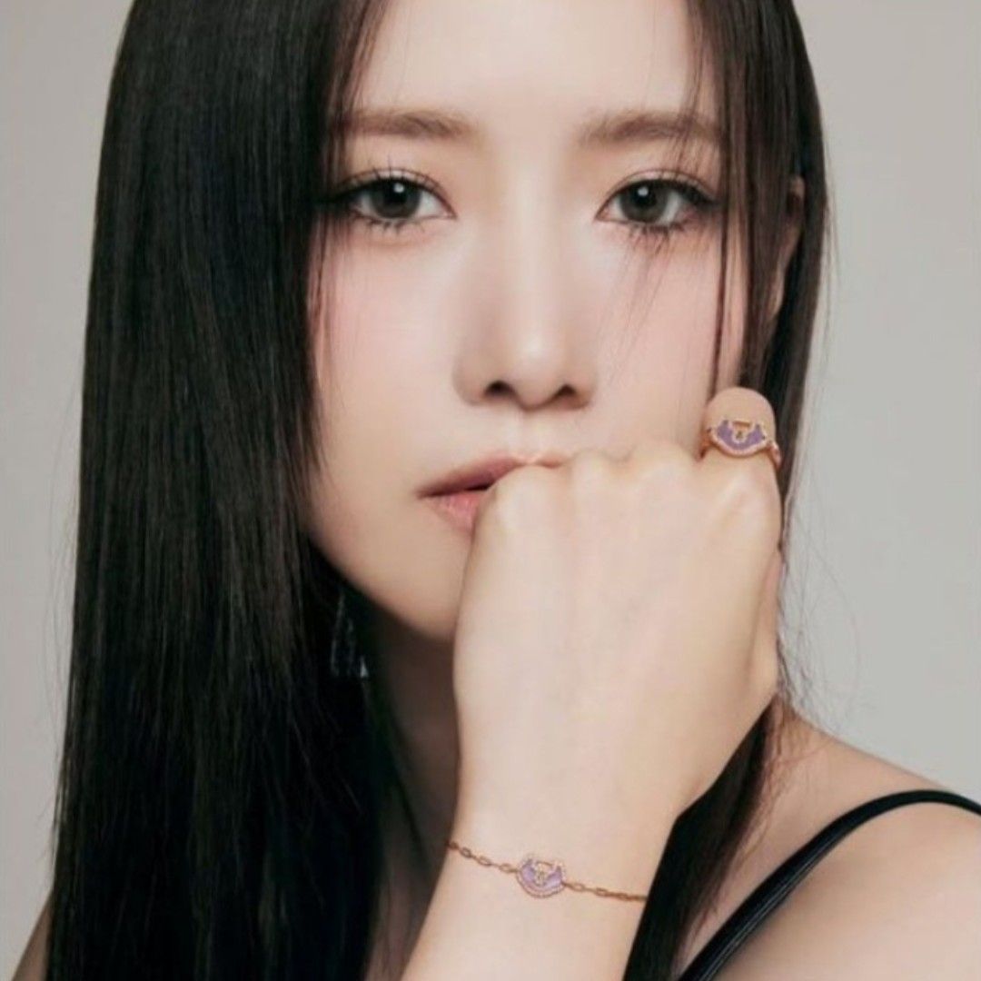 Latest photo of Yoona (Girls' Generation)