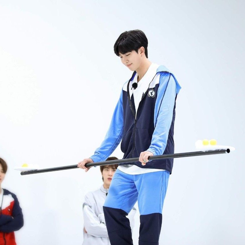 RM (방탄소년단)의 비하인드 컷