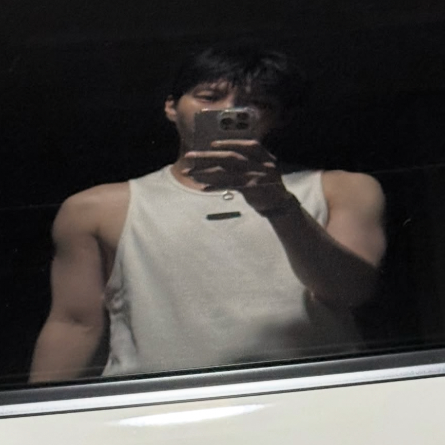 Recent activity shot of LEO (VIXX)