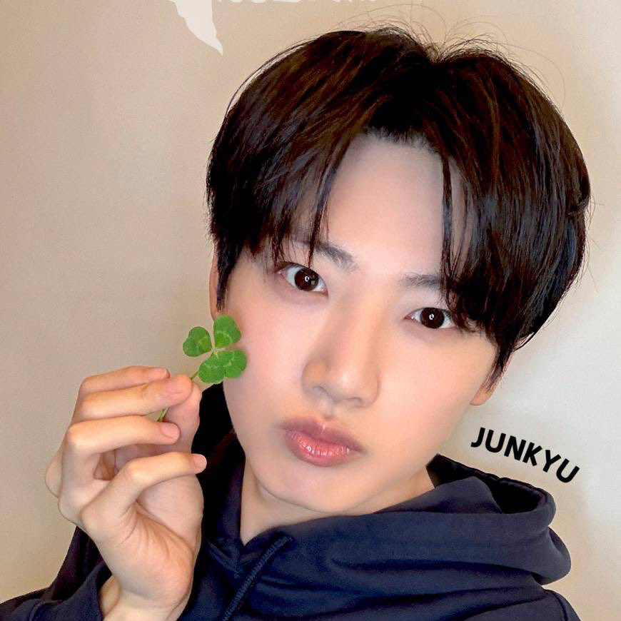Latest photo of Junkyu (TREASURE)